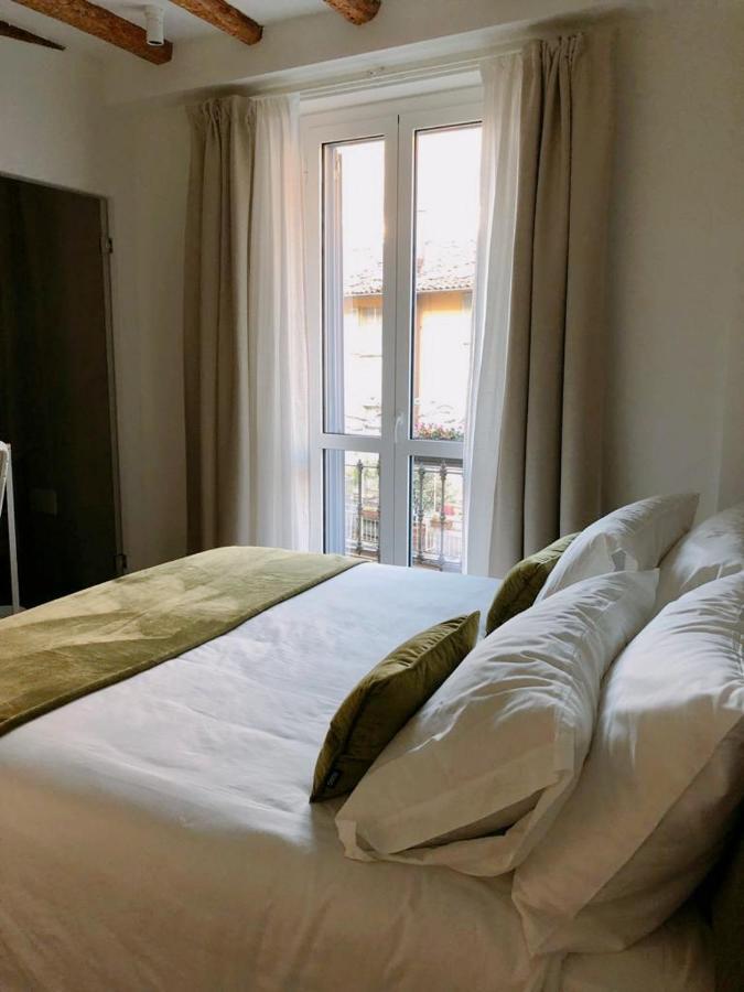 Foscolo 9 Room - Breakfast Como Dış mekan fotoğraf