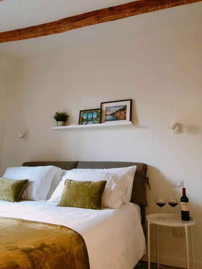 Foscolo 9 Room - Breakfast Como Dış mekan fotoğraf